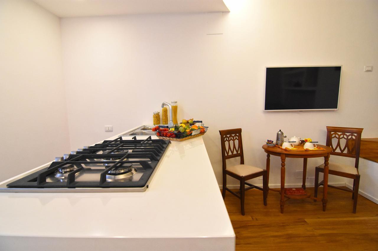 Corte Capomazza Appartamenti Napoli Bagian luar foto